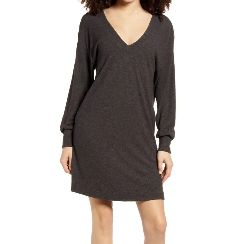 New Socialite Women's S Long Sleeve Charcoal Gray Double V Brush Knit Mini Dress